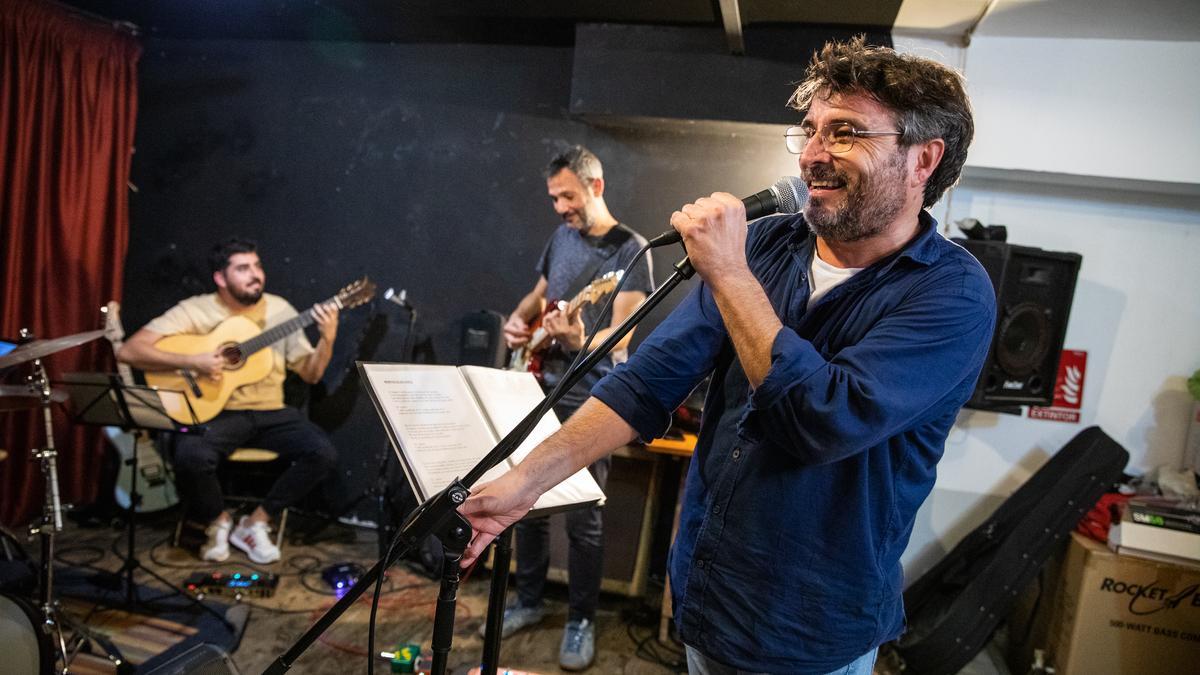 Jordi Évole ensaya con su grupo de rock, Los Niños Jesús