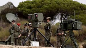 L’Exèrcit assaja un escut contra atacs de drons