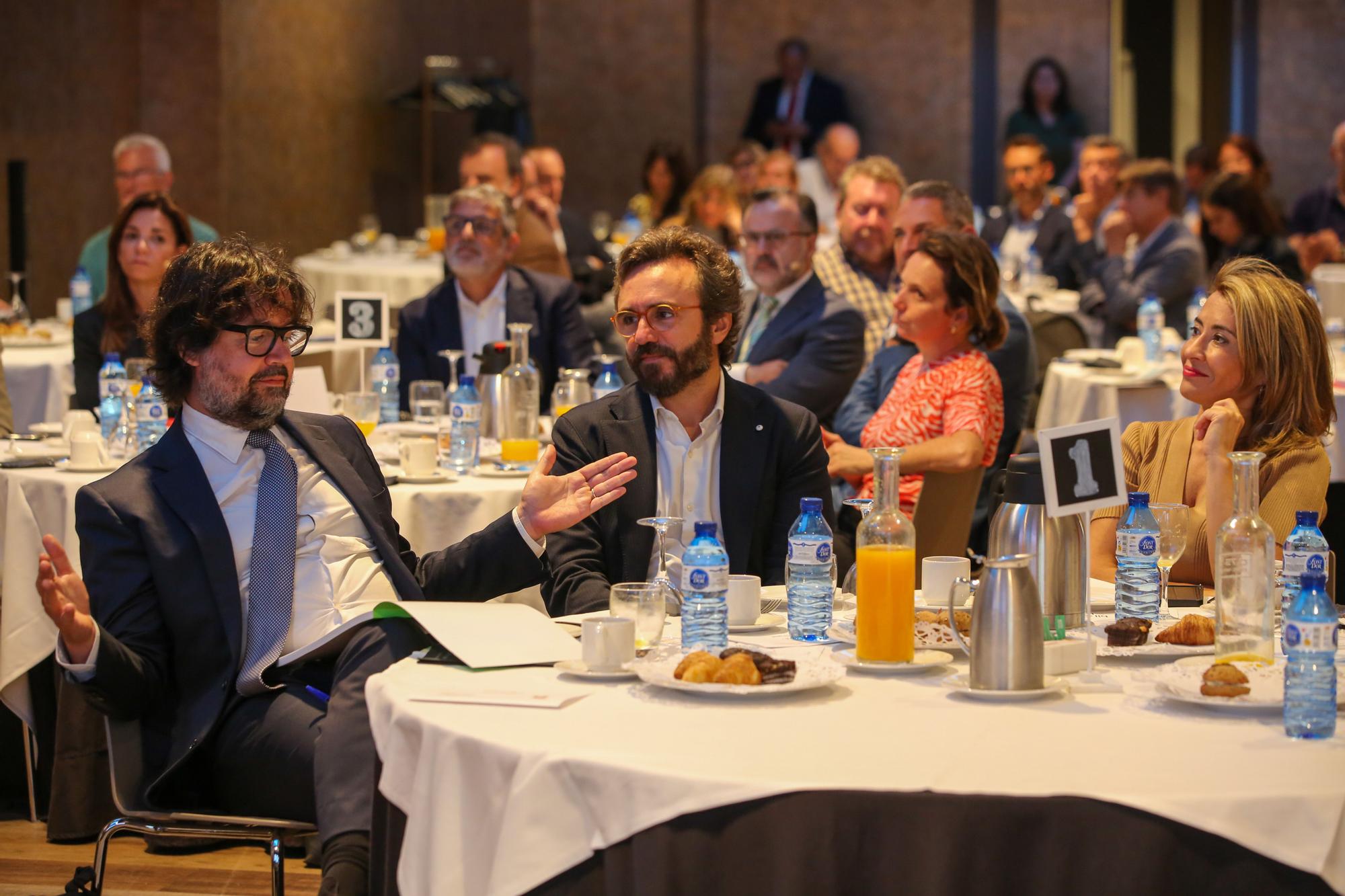 Debate sobre la ‘Mobilitat Sostenible a les ciutats del futur’ Interviene entre otros Aitor Moll y la Ministra Raquel Sánchez Dos mesas de debate moderadas por Carlos Márquez y Agustí Sala Clausura a cargo de Ricard Font, Dtor Gral Vicepresidencia Gene. En el Hotel Catalonia. FOTO de RICARD CUGAT