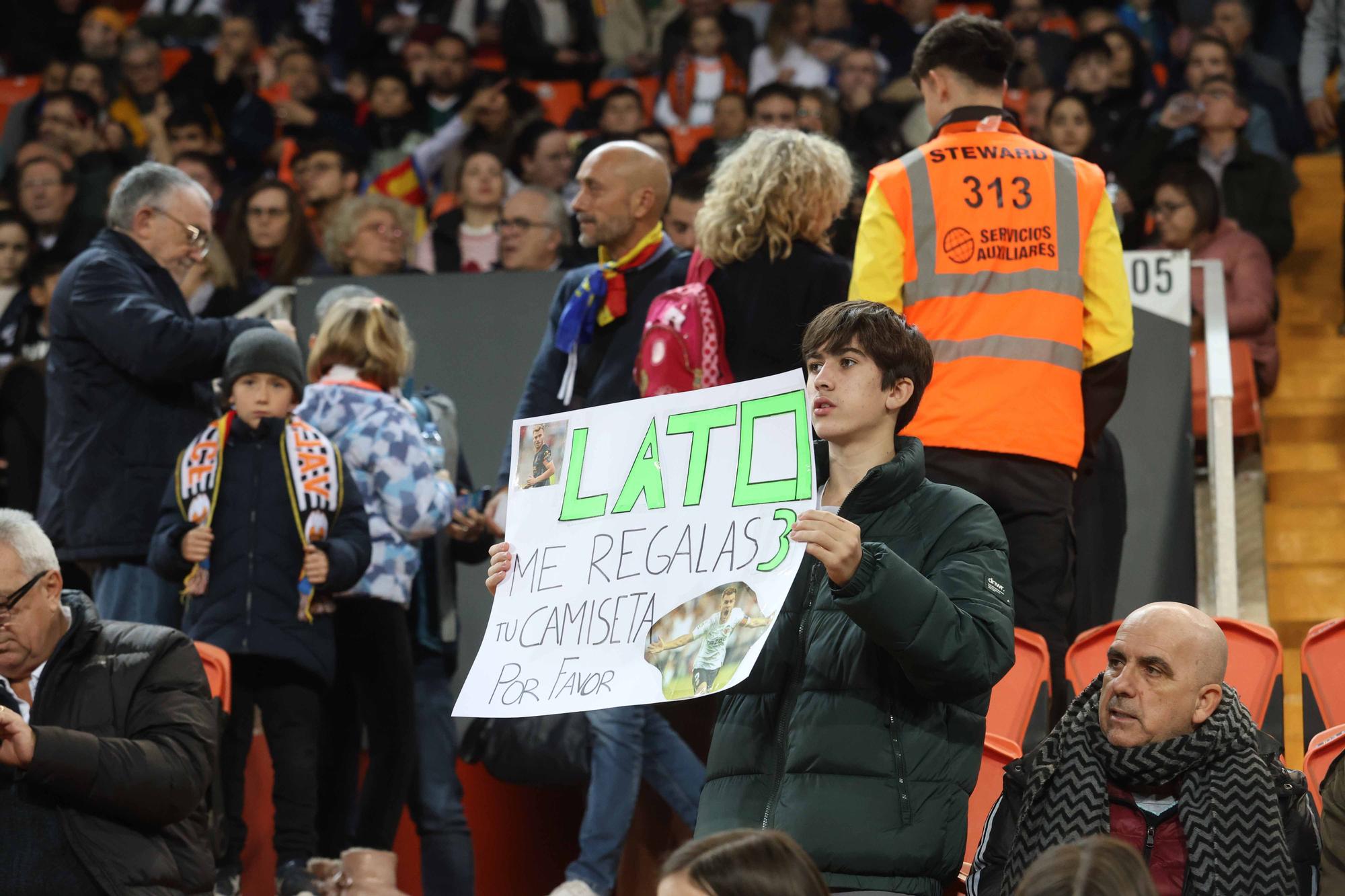 Valencia CF - Nottingham Forest en imágenes