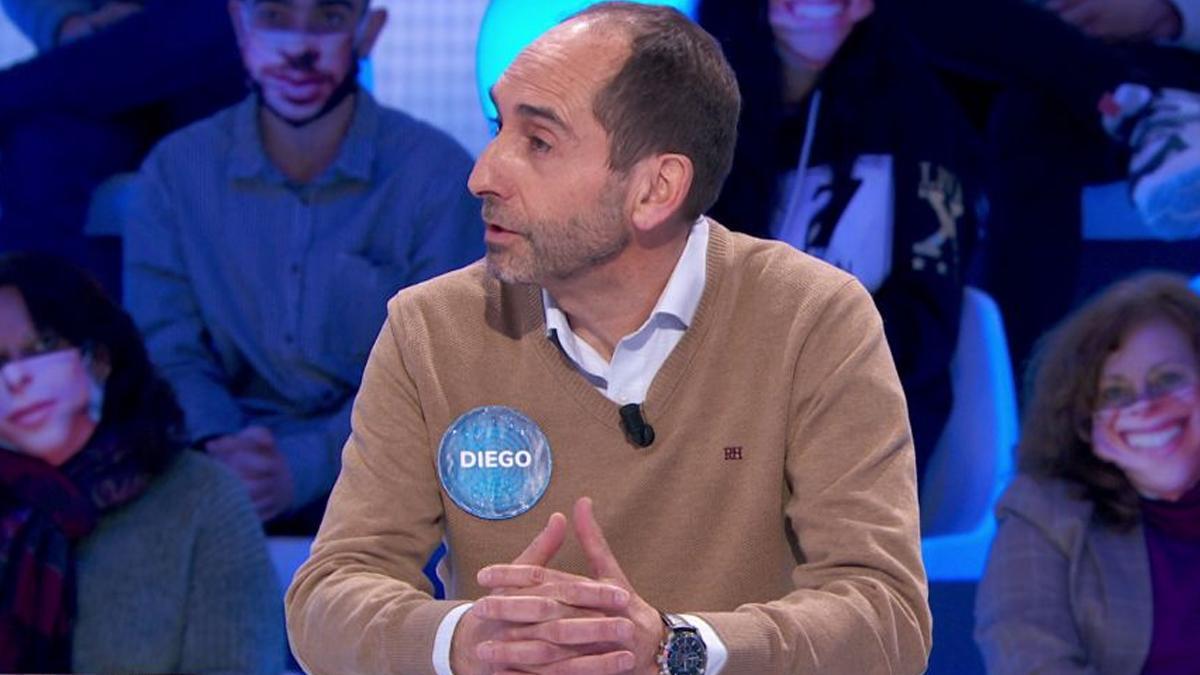 ¿Qui és Diego Cárdenas? Així és el concursant de ‘Pasapalabra’ que va eliminar Luis de Lama ¿Qui és Diego Cárdenas? Així és el concursant de ‘Pasapalabra’ que va eliminar Luis de Lama