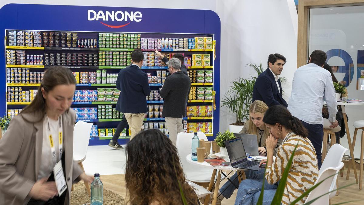 Stand de la marca Danone en el salón Alimentaria 2024.