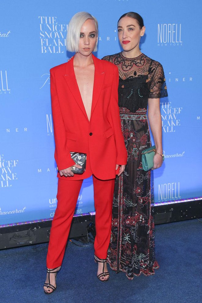 Caitlin Moe y Mia Moretti en un acto benéfico de Unicef en Nueva York