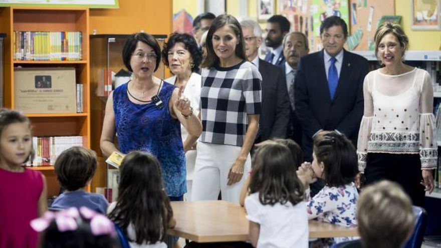 Mercedes Rodríguez, directora del Baudilio Arce: "Doña Letizia se interesó por todas las actividades del centro"