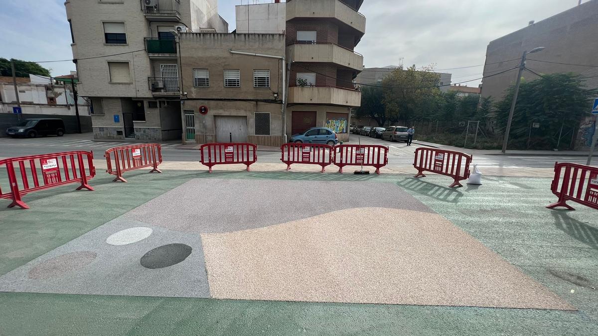 Pruebas de pavimento en el bulevar del soterramiento de Murcia.