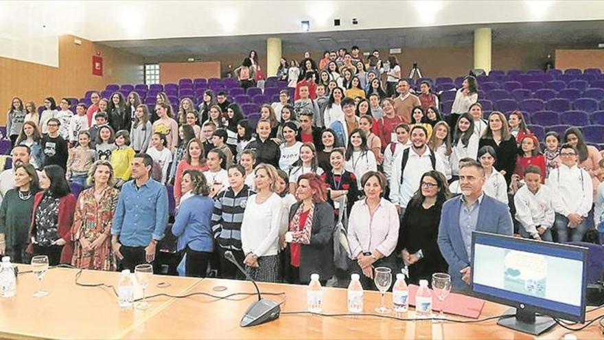 nueve niños asisten a la constitución del consejo provincial de la infancia