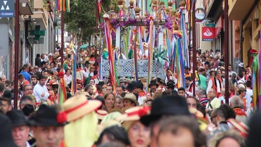 La Orotava anuncia que habrá alfombras, baile de magos y romería en junio