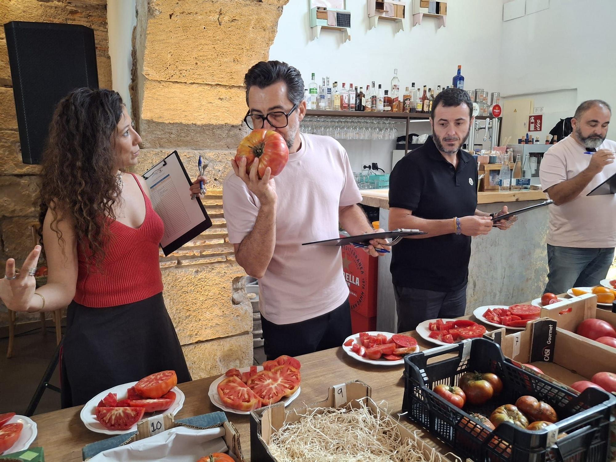 Las imágenes del concurso de la Millor Tomaca de la Marina de Els Magazinos de Dénia: huerta sin fronteras