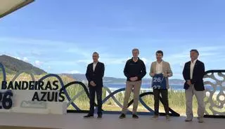 Calor y banderas azules: el verano se instala en la ría