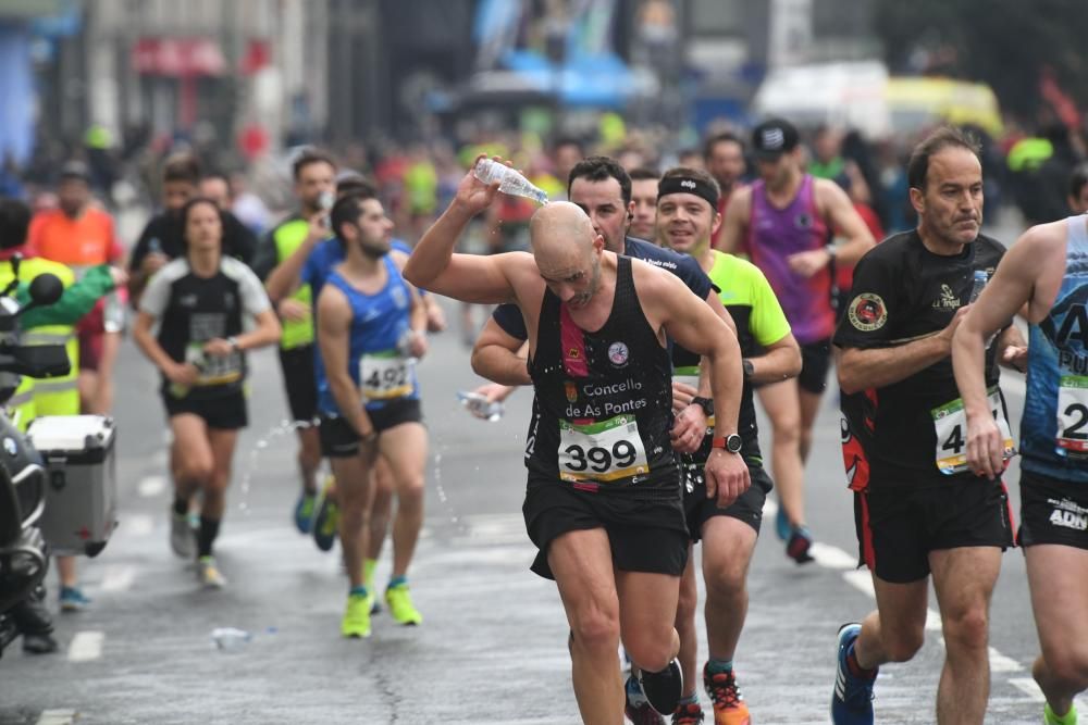 Búscate en la galería del medio maratón Coruña21