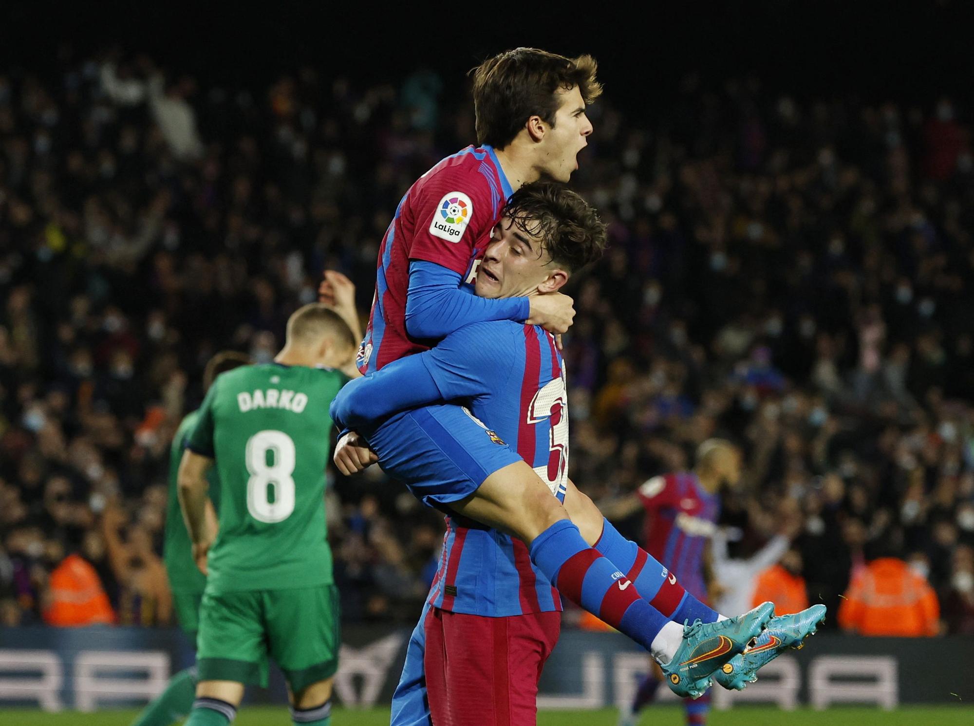 LaLiga - FC Barcelona v Osasuna