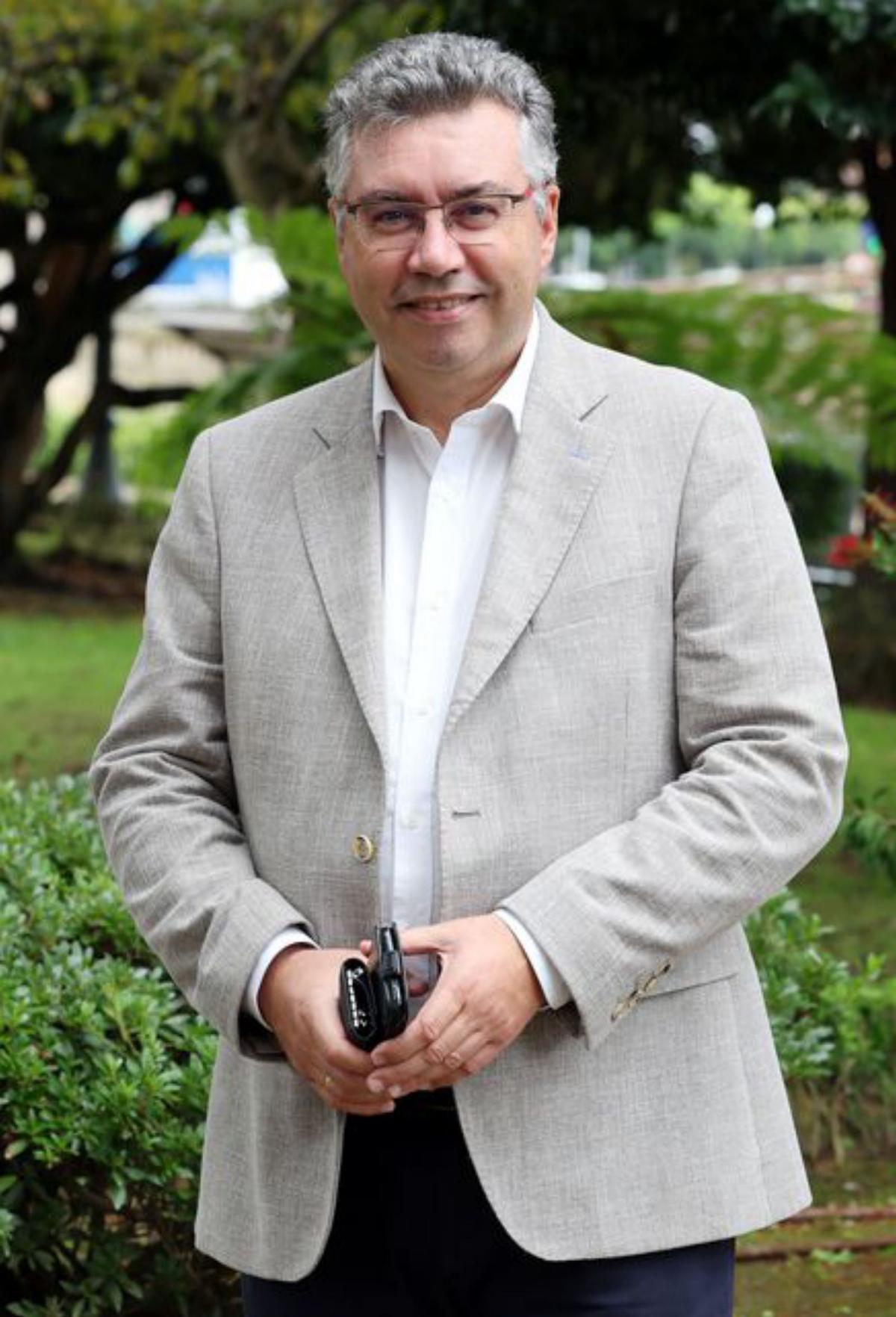 Javier Bas.