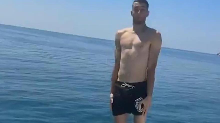 ¡Joan García quedó congelado tras este chapuzón!