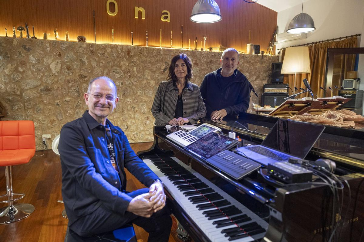 Presentación del disco de Miquel Brunet, Guillem Simó y Caterina Bibiloni.