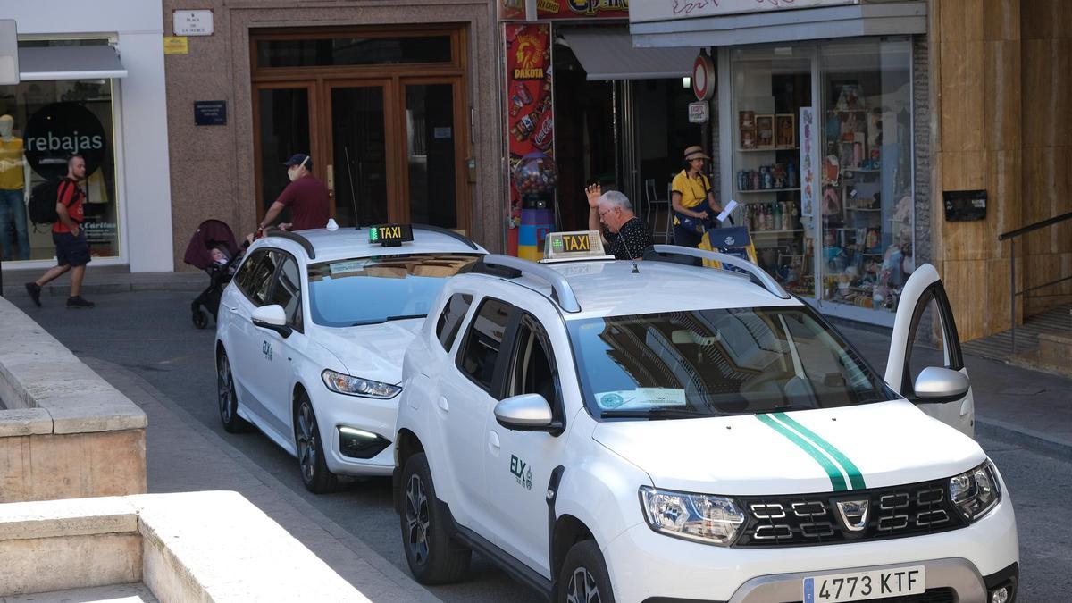 Taxis en el centro de la ciudad