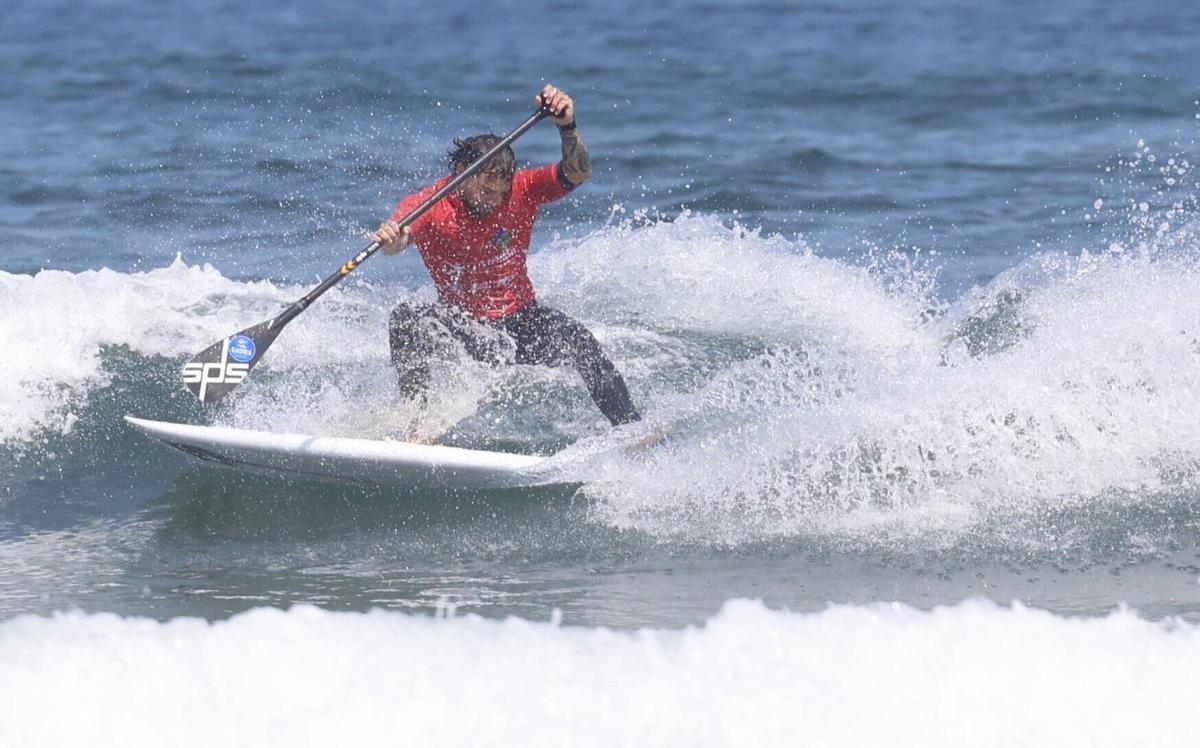 En imágenes: Así fue la victoria de España en el campeonato de paddle surf de Salinas En imágenes: Así fue la victoria de España en el campeonato de paddle surf de Salinas