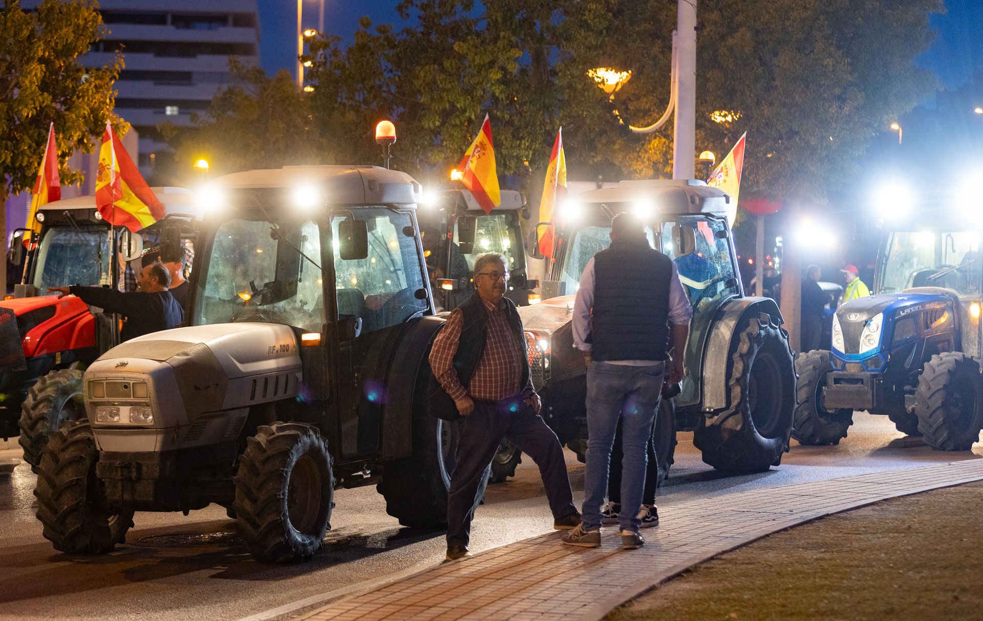 Tractorada en Crevillent y Elche