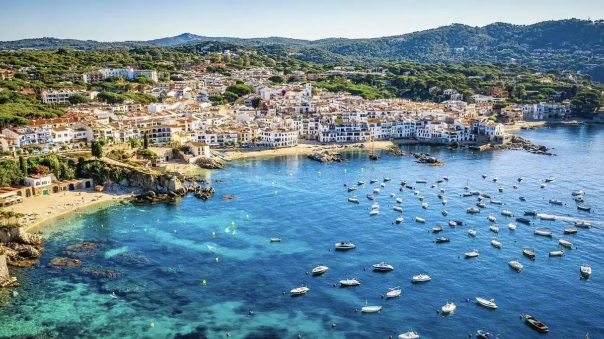 El pueblo que inspiró la canción más famosa de Joan Manuel Serrat: "Mediterráneo se gestó allí"