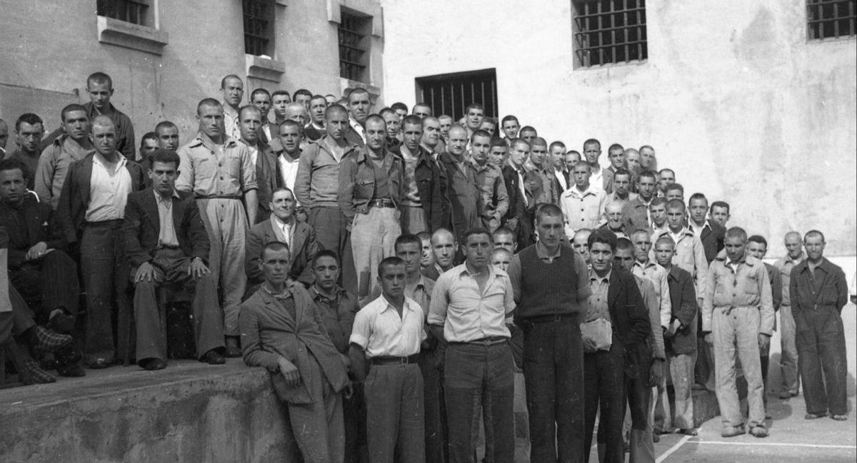 Huelga de viajeros | MUSÉU DEL PUEBLU D’ASTURIES