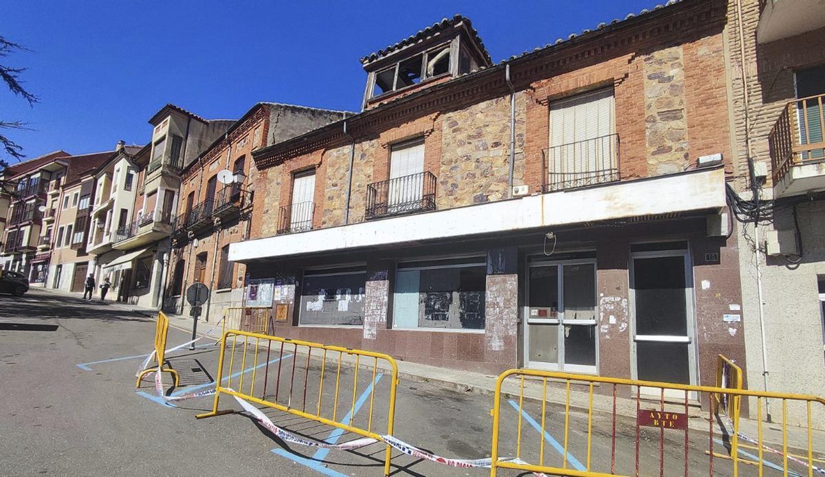 El número 10 de la plaza del Grano, sobre el que pesa la orden de actuación urbanística.