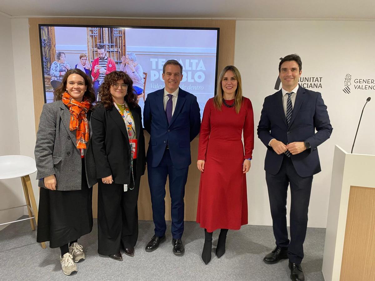 Asistentes a la presentación de Plan de Destino Turístico Inteligente 2025-2028 de Xàtiva.