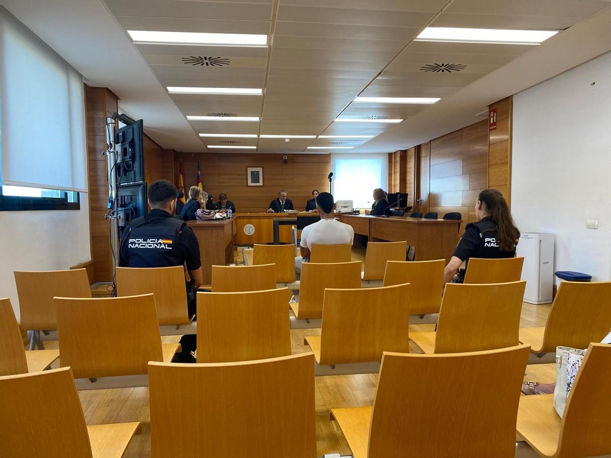 El hombre condenado por agresión sexual, este martes en la Audiencia Provincial de Castellón.