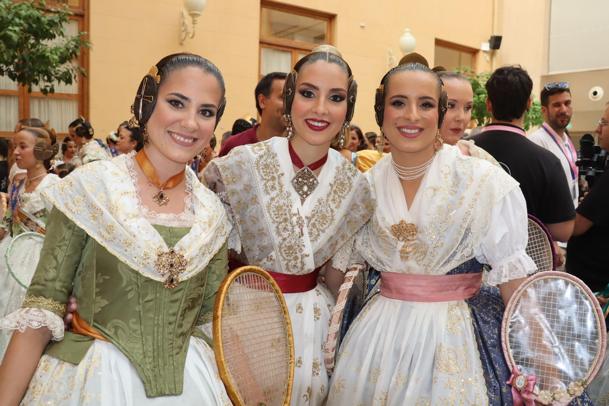 La Batalla de Flores de las candidatas a Falleras Mayores de València