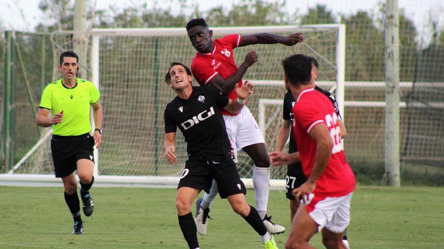 Un Castellón muy espeso no pasa del empate ante La Nucía (0-0)