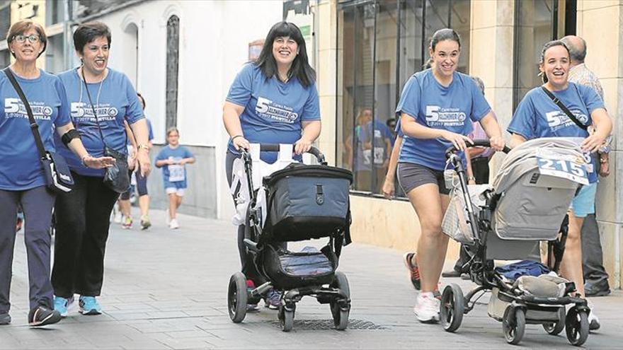 Cientos de montillanos se dan cita en la Carrera Popular por el Día del Alzheimer