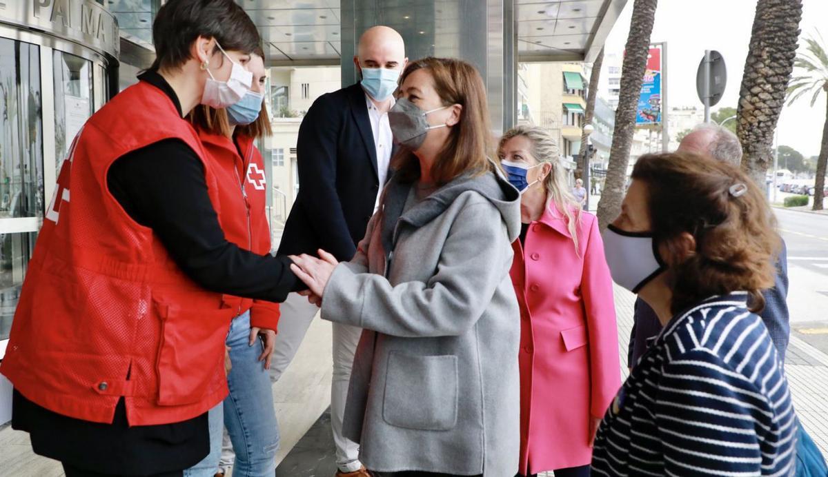 Una imagen de los refugiados llegados el domingo y a los que trasladó el cuerpo de Bomberos.