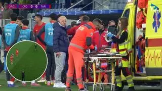 ¡Drama en Turquía! ¡El seleccionador sub'21 se desploma en pleno partido!