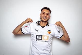 Amallah ya luce como jugador del Valencia CF