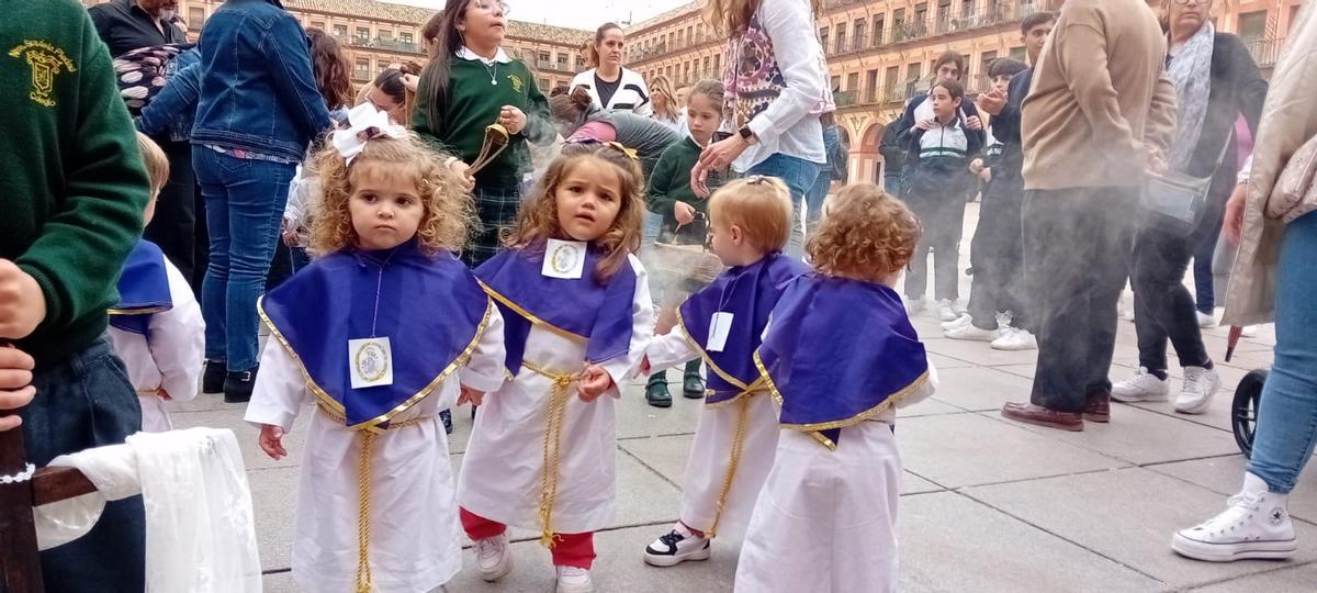 Procesión del colegio La Piedad.