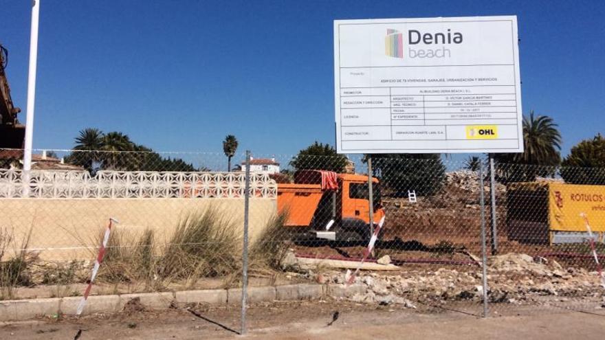 De alquilar coches a levantar casas en las playas de Dénia y Calp