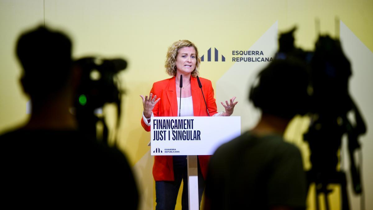 La portavoz de ERC, Raquel Sans, este lunes en rueda de prensa.