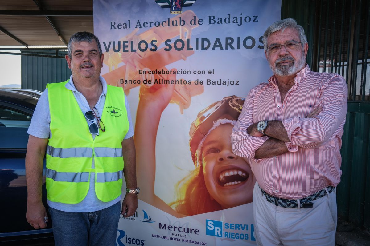 Cayetano y Vicente, dos experimentados pilotos del aeroclub.