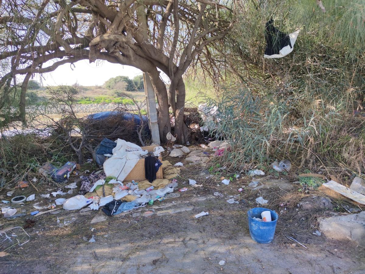 Un rincón de los terrenos del Butano, el pasado domingo.