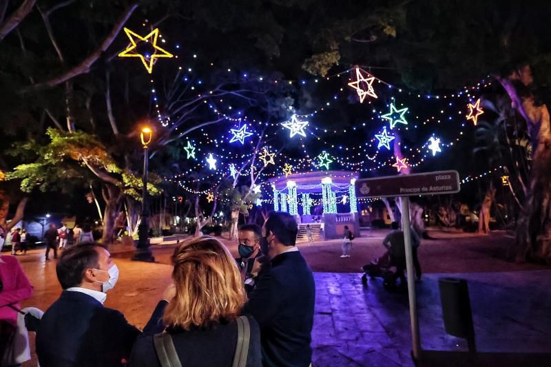 Prueba de la iluminación de Navidad de Santa Cruz