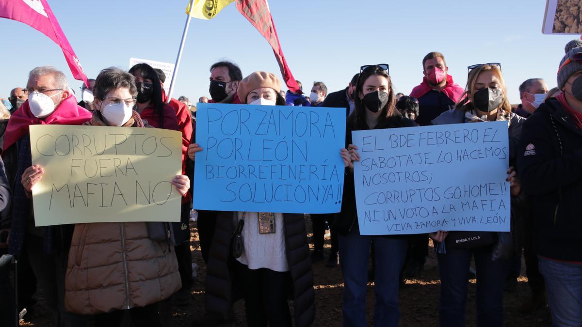 Concentración en defensa del proyecto de biorrefinería de Barcial del Barco (Zamora)