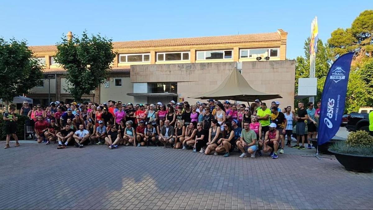 Una fotografia de família de l’entrenament popular de Santa Margarida de Montbui