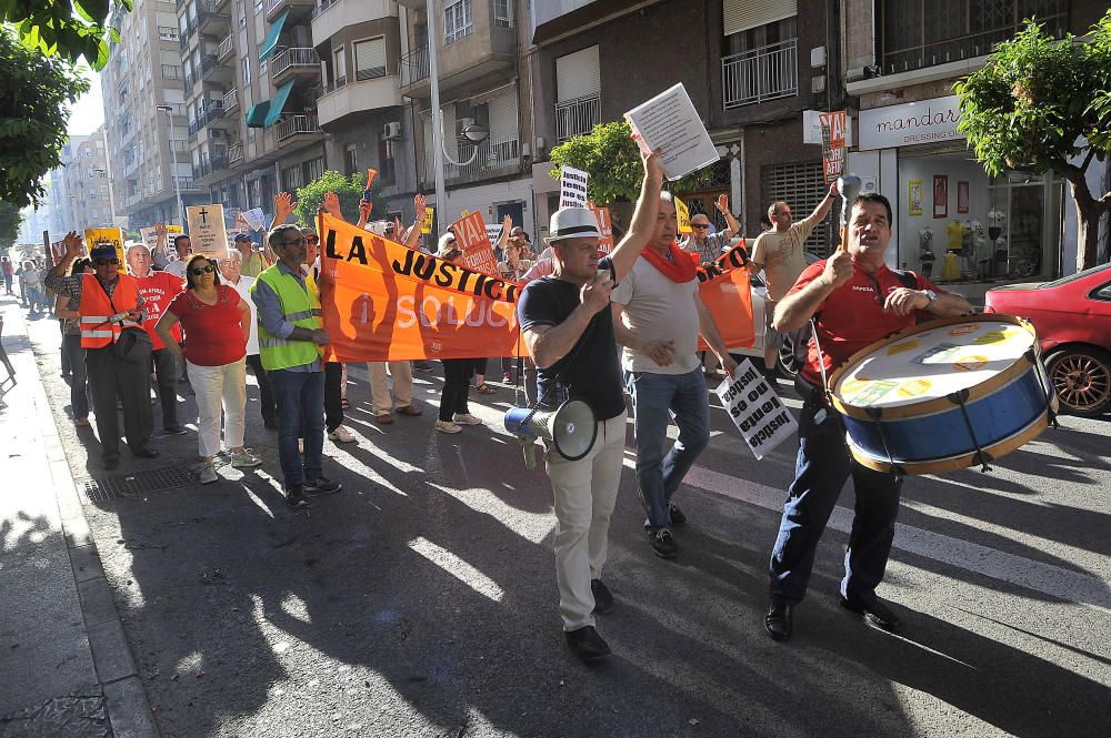 Afectados de Fórum y Afinsa se movilizan en Elche