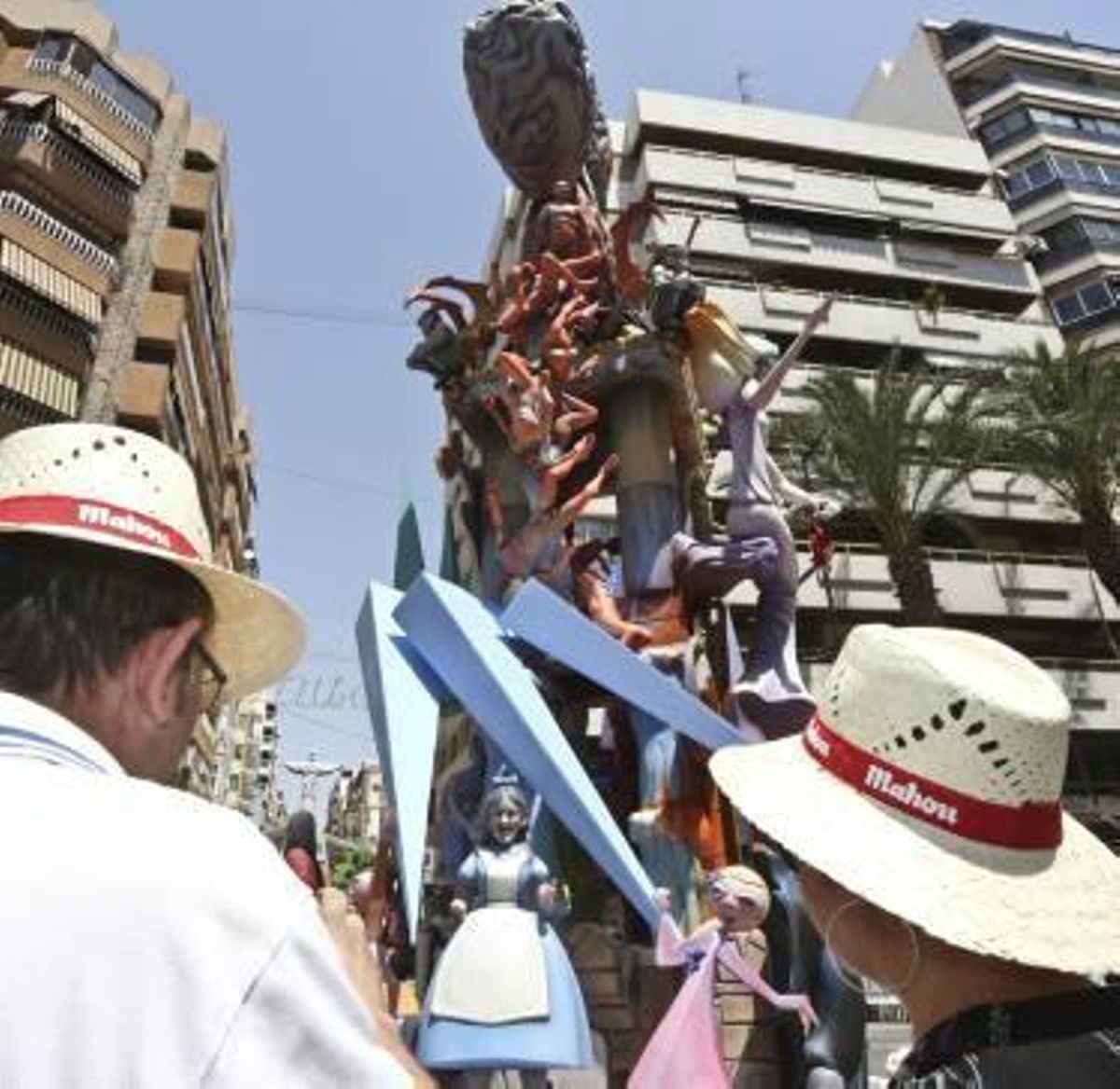 Hogueras de arriba y de abajo