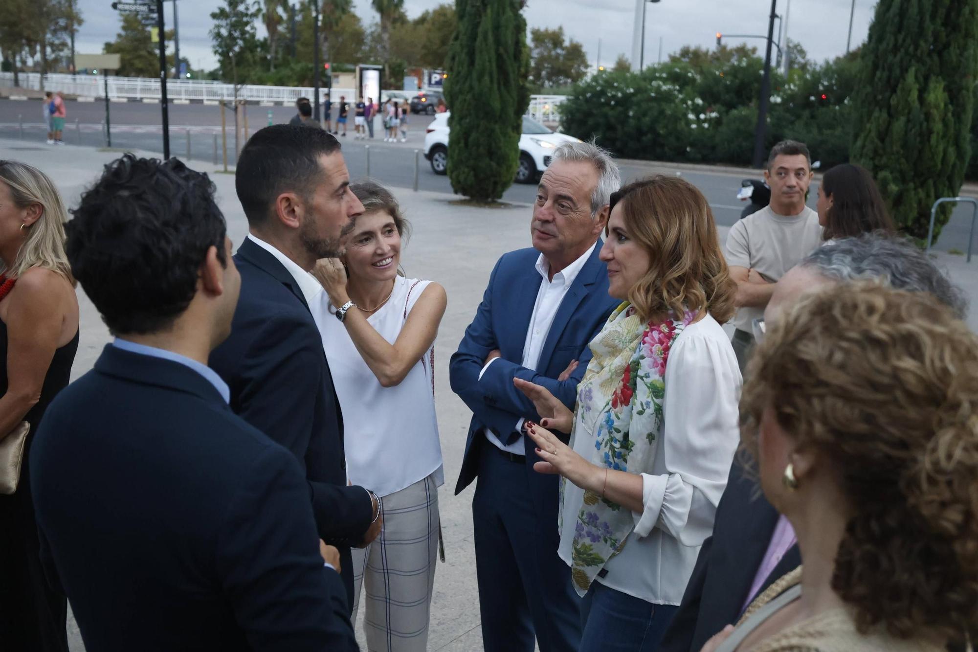 Los alcaldes de l'Horta en la cumbre comarcal organizada por Levante-EMV