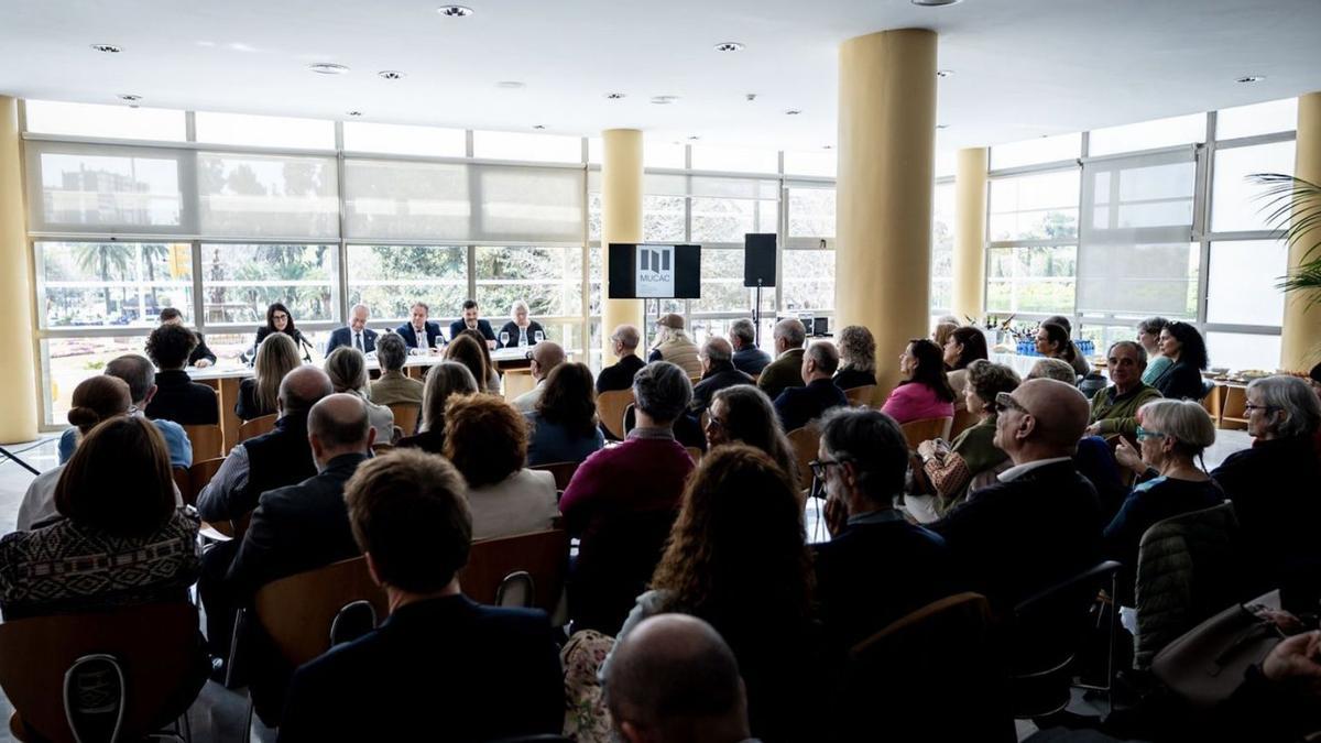 Presentación ayer de la programación del MUCAC para los próximos meses.