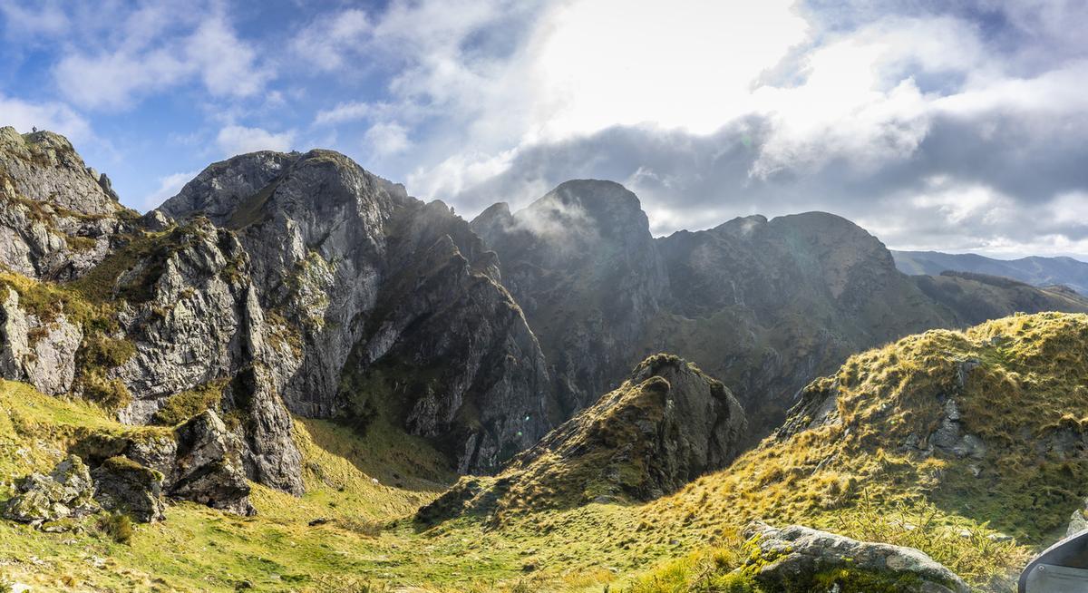 Un paisaje escondido en el Parque Natural de Aiako Harria