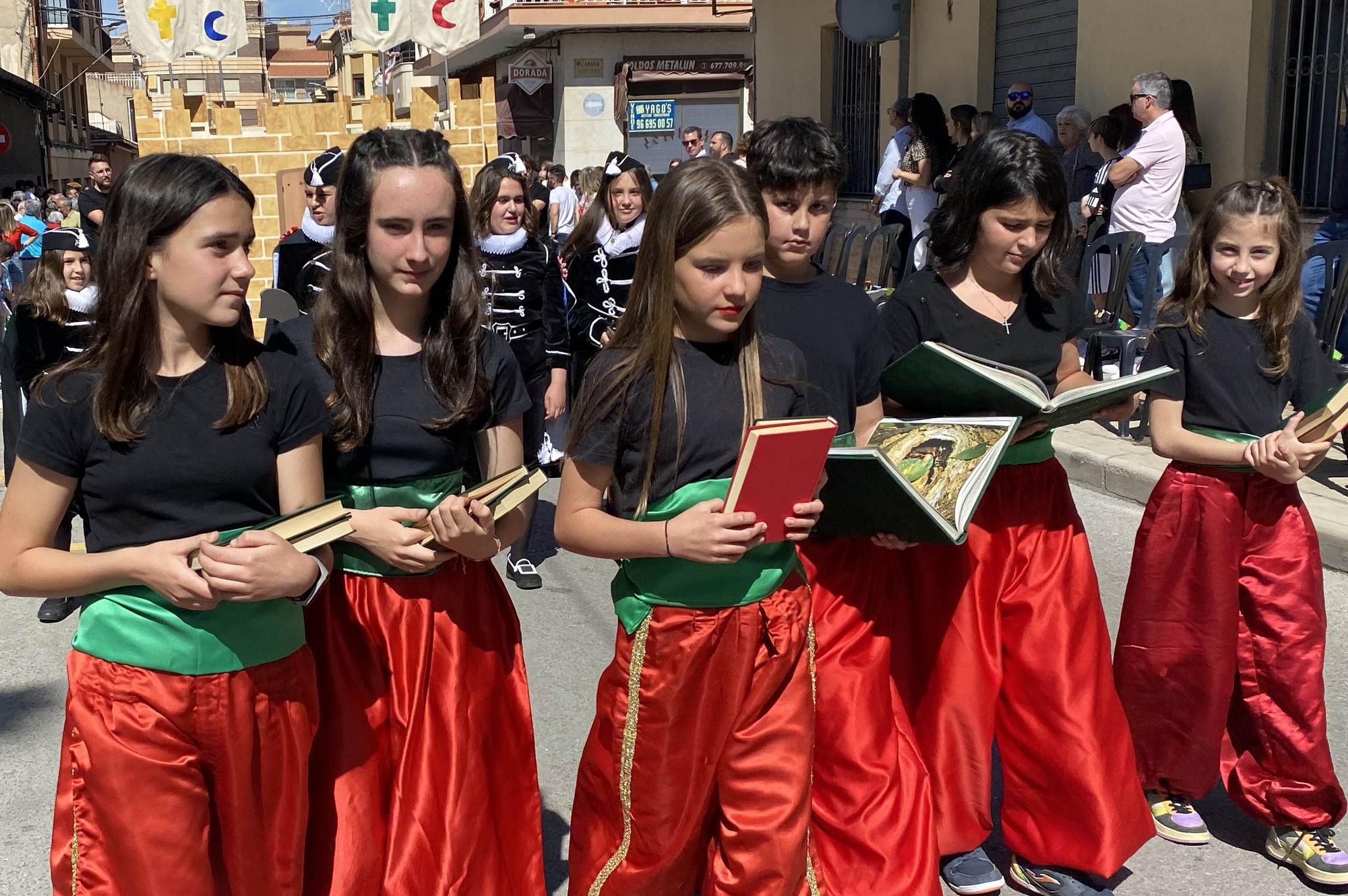 Desfile infantil de Moros y Cristianos Petrer