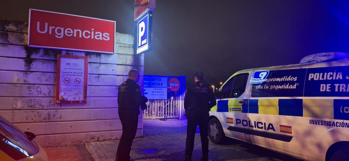 Ya en el hospital, los sanitarios continuaron con la atención del menor