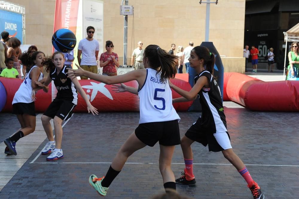 Baloncesto 3x3 en la Plaza Belluga