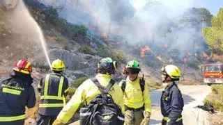 Así van los distintos frentes del incendio de Mijas