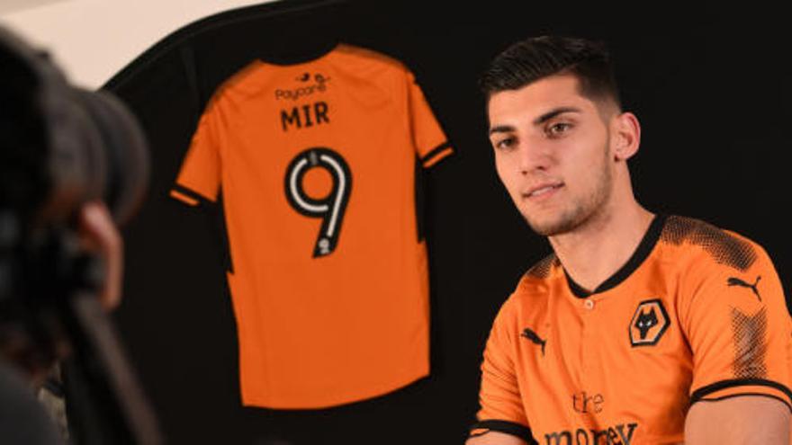 Rafa Mir ficha por el Nottingham Forest